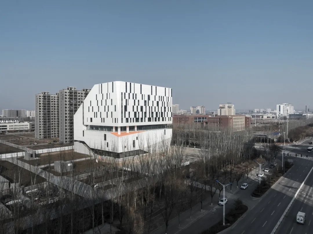 山西传媒学院综合实训楼丨中国山西丨THAD 清华建筑设计院-12
