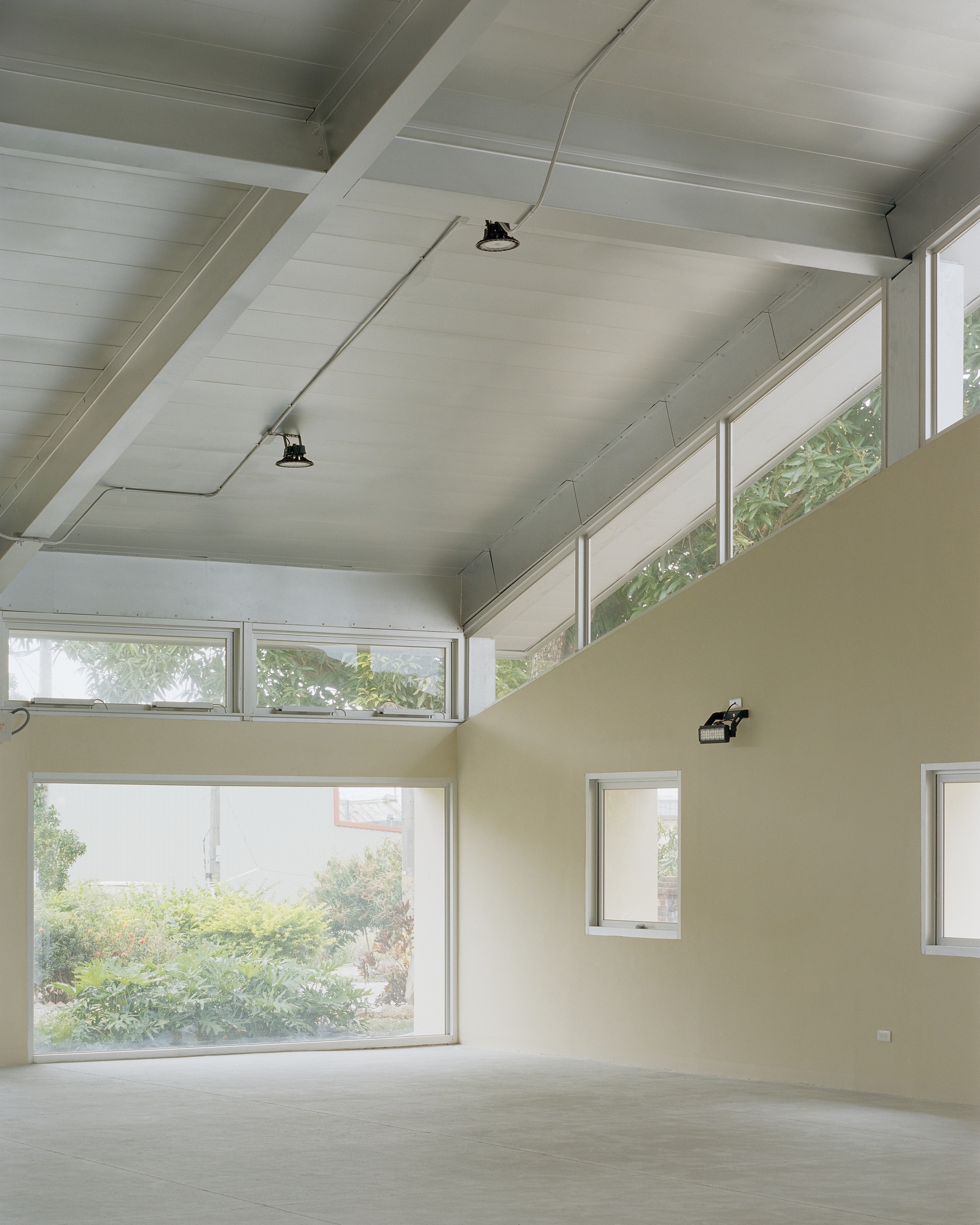 Hilltop House / Office Archipel-28