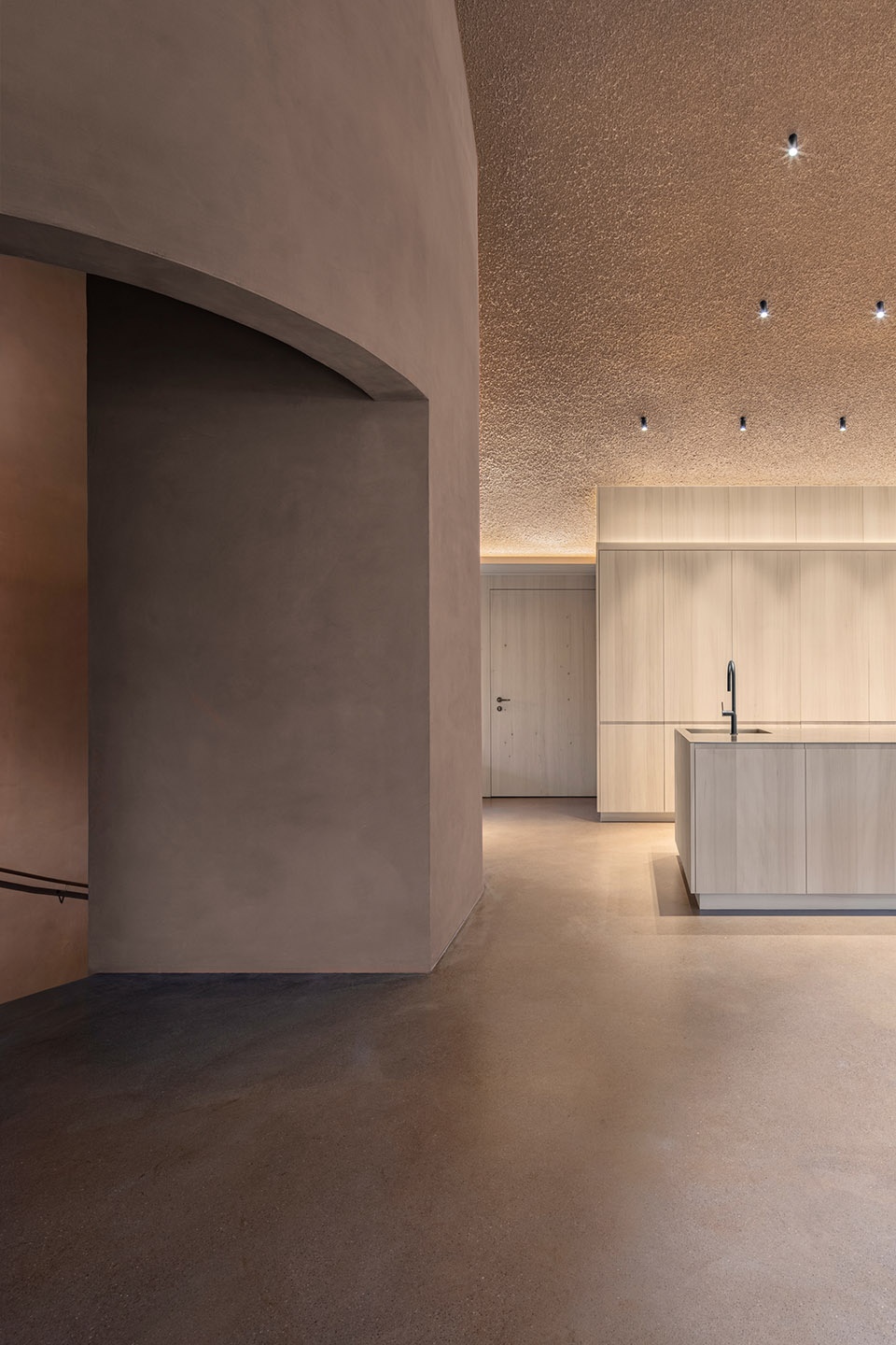 意大利山坡上的低能耗住宅丨Pedevilla Architects-34