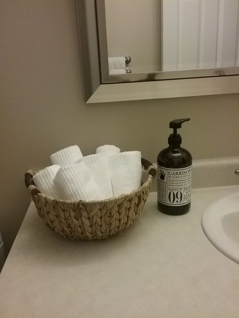 Farmhouse Powder Room（农舍化妆间）-35