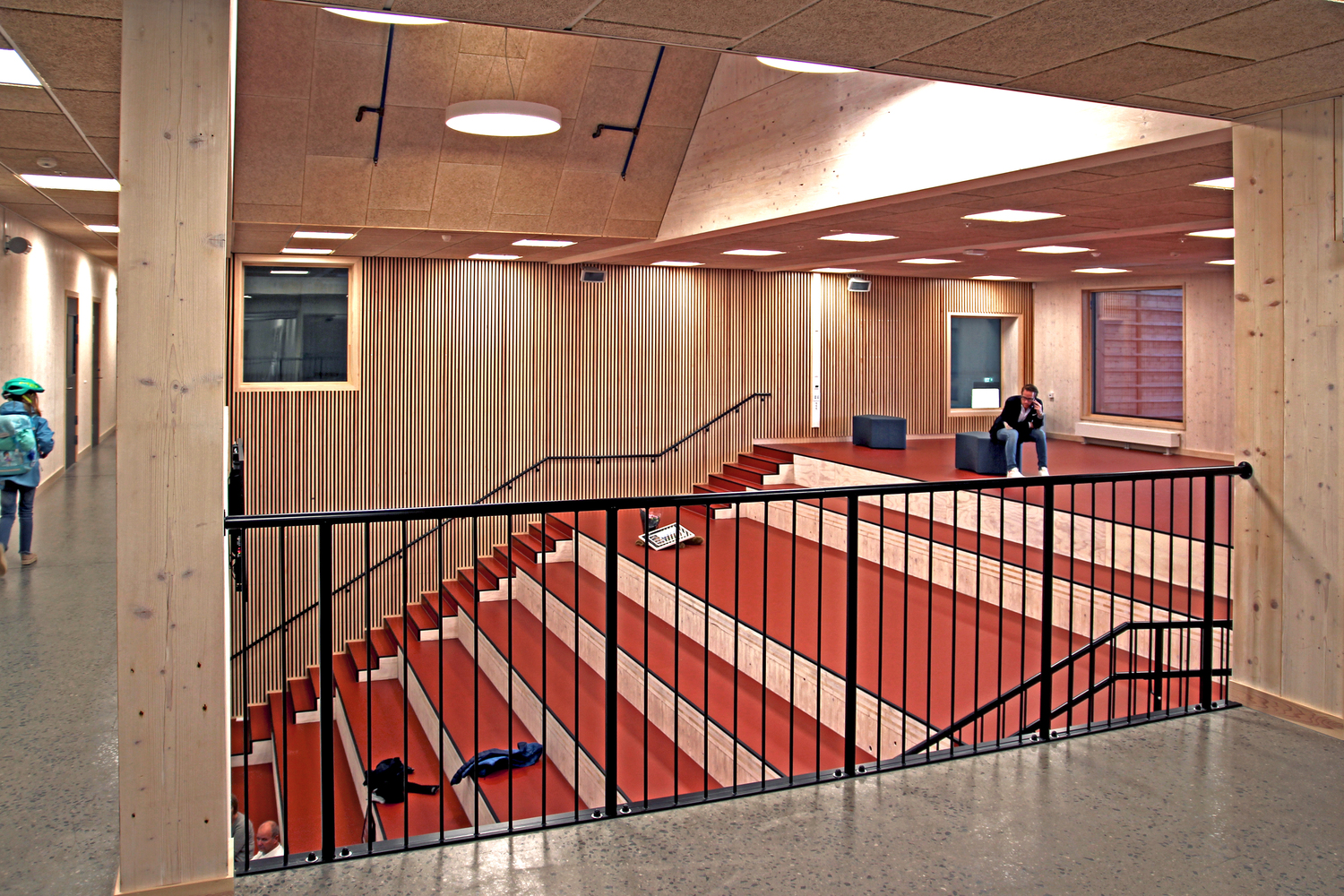 Ydalir 学校 · 木构建筑的绿色实践-25