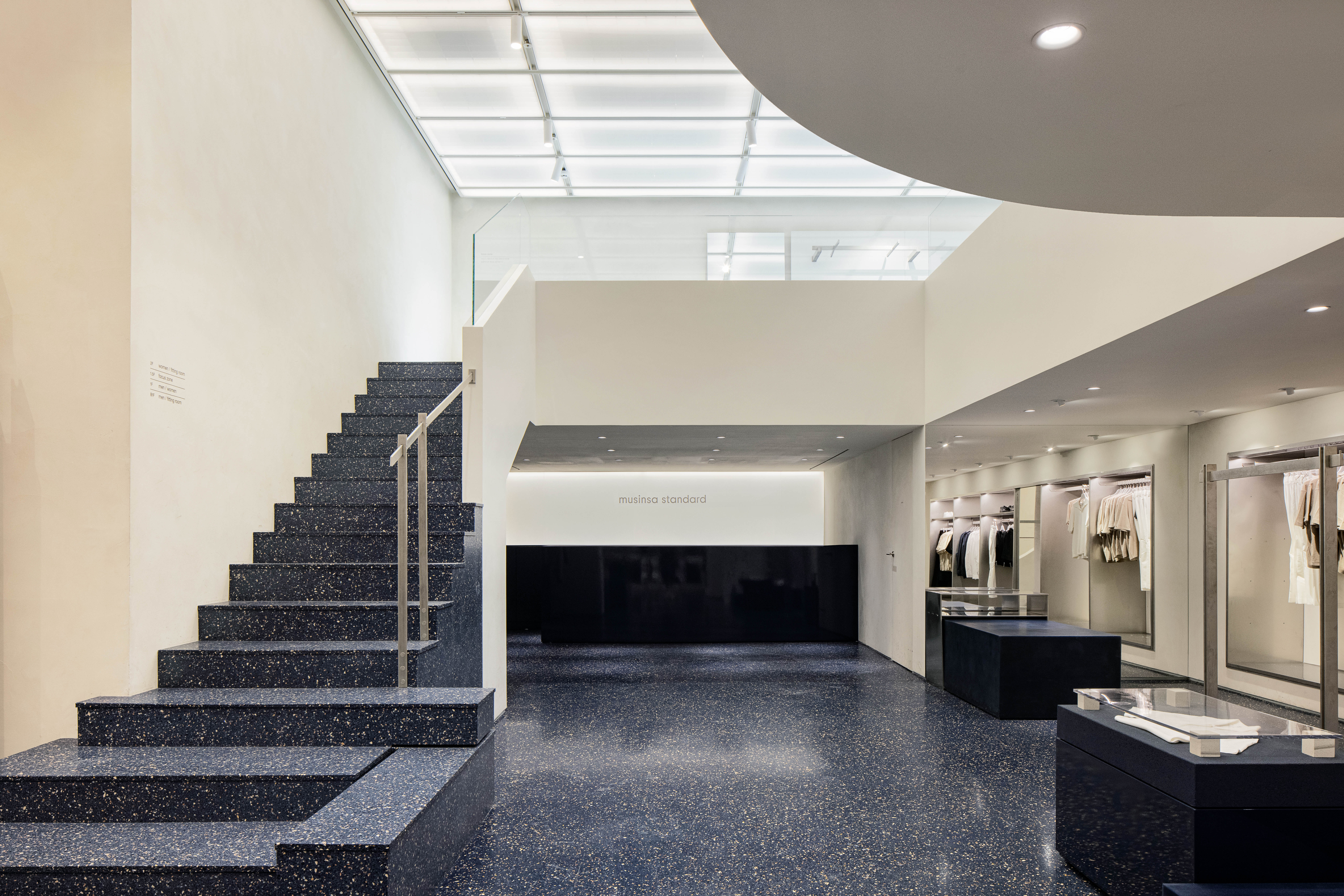 Musinsa Standard 服装店丨韩国首尔丨LABOTORY-10