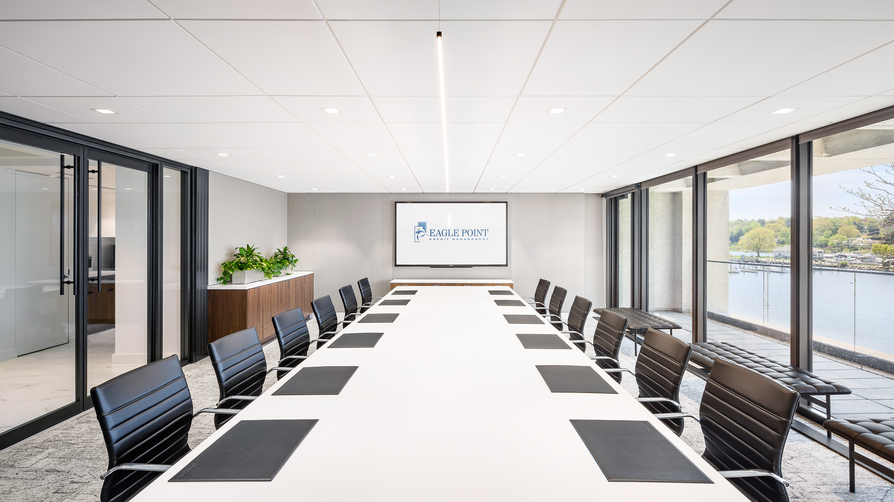 鹰点丨美国丨MKDA-13