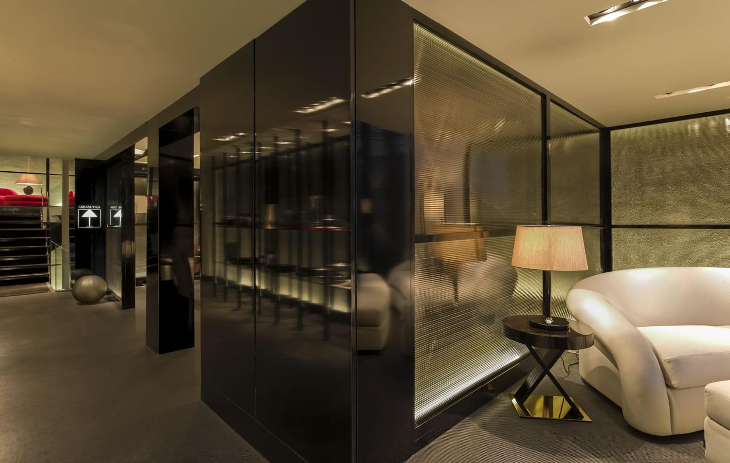 巴西圣保罗的 Armani Casa 奢侈品店 | 极简奢华的完美融合-2