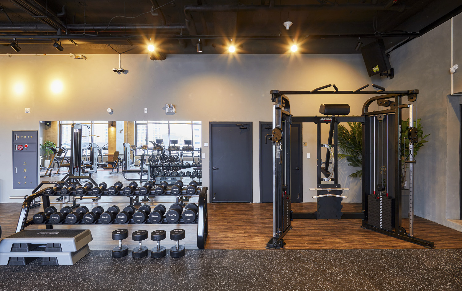 简约 95 平米健身中心，专业室内设计展现空间魅力-14