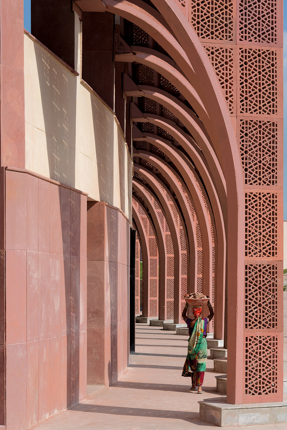 印度红拱螺旋城市市集-Avadh Shilpgram / Archohm Consults-14