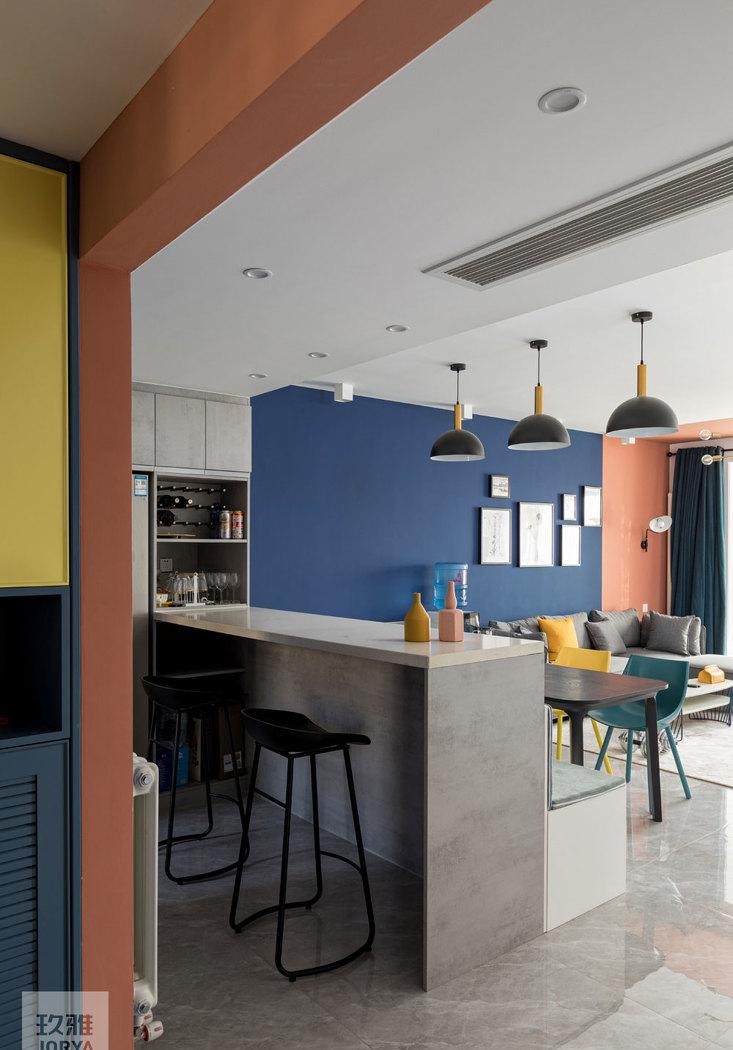 莫兰迪色系撞色设计,打造 107㎡三室一厅的时尚空间-37