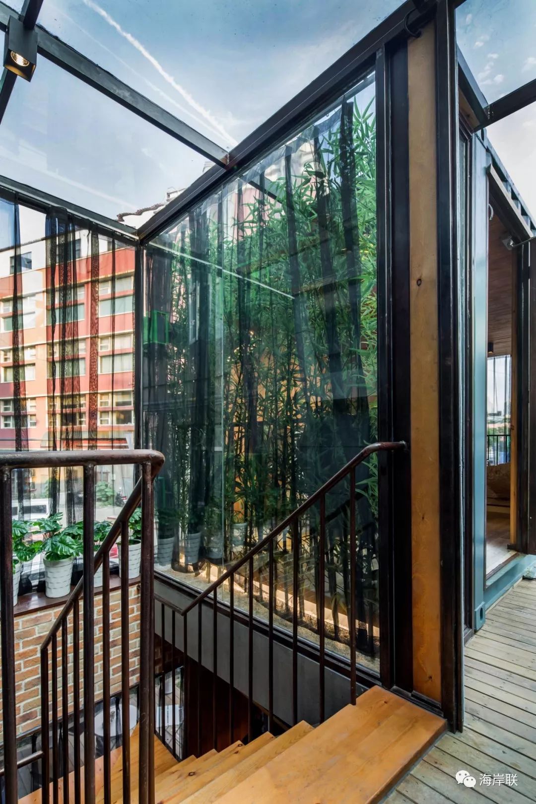 从老远的地方跑来，只为和你睡上一宿……-37