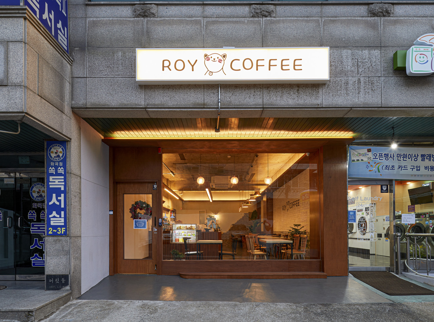 19 坪简约咖啡厅，打造温馨氛围-2