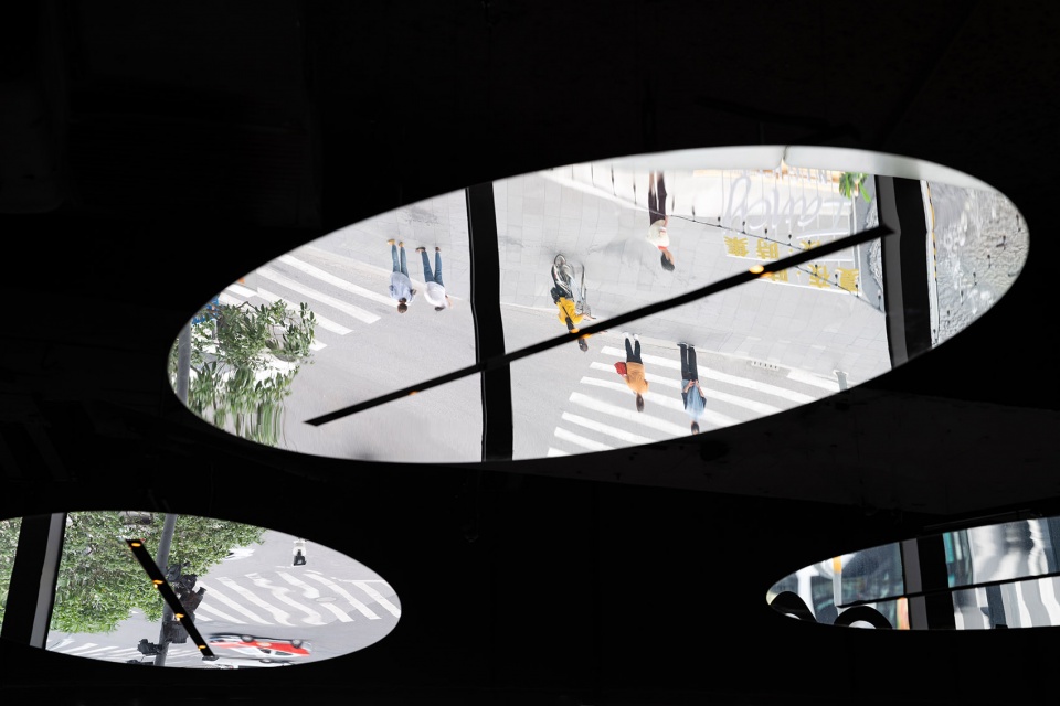 上海 SEESAW COFFEE 店 | 繁忙十字路口的休闲空间-67