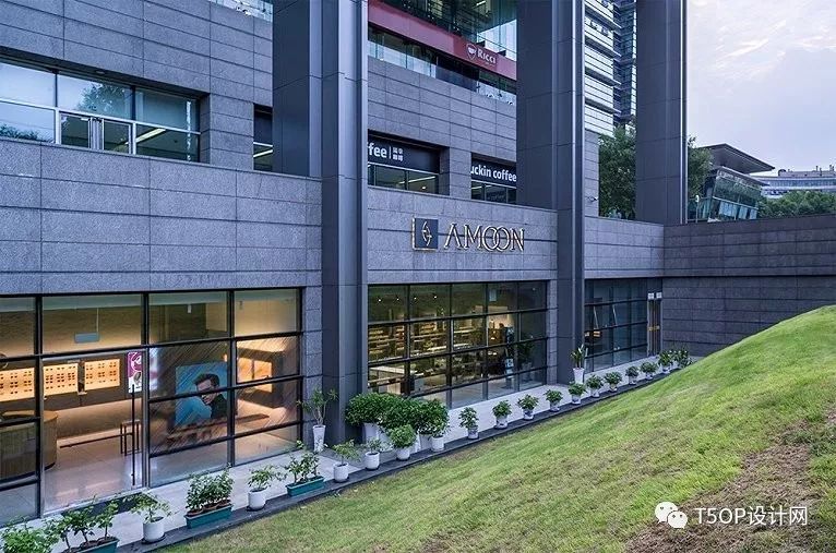 用玻璃与黄铜贯穿空间·北京阿目眼镜店铺-33