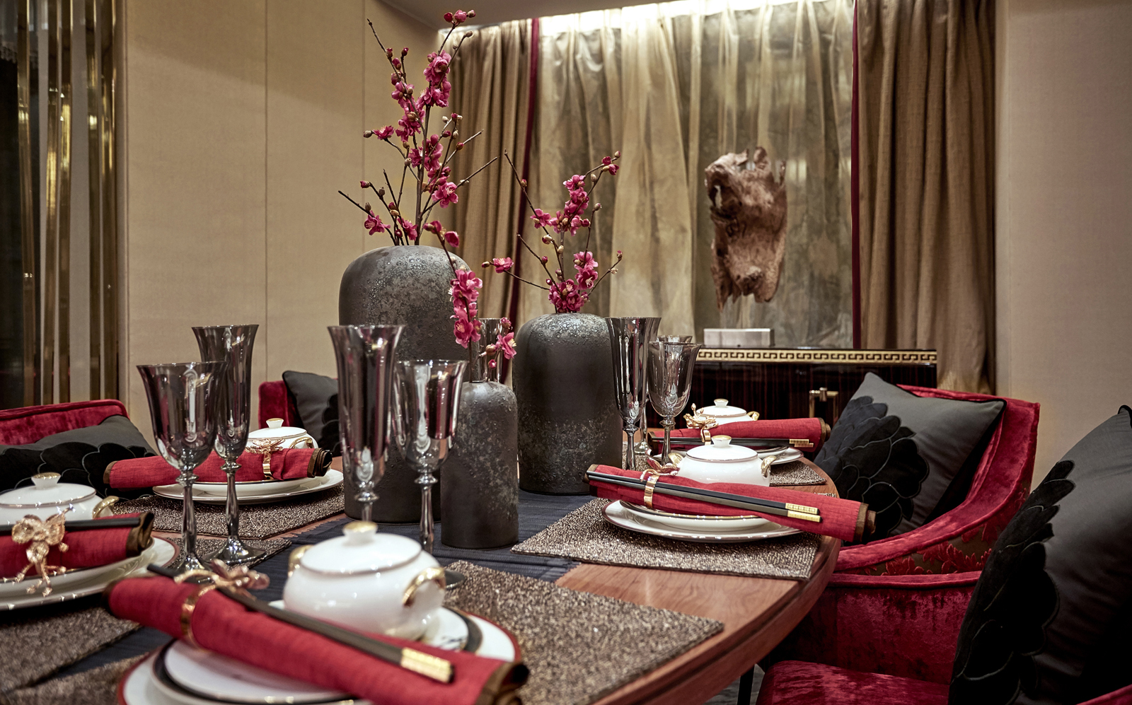 方圆湛江 云山诗意 C1户型示范单位  宫红-6