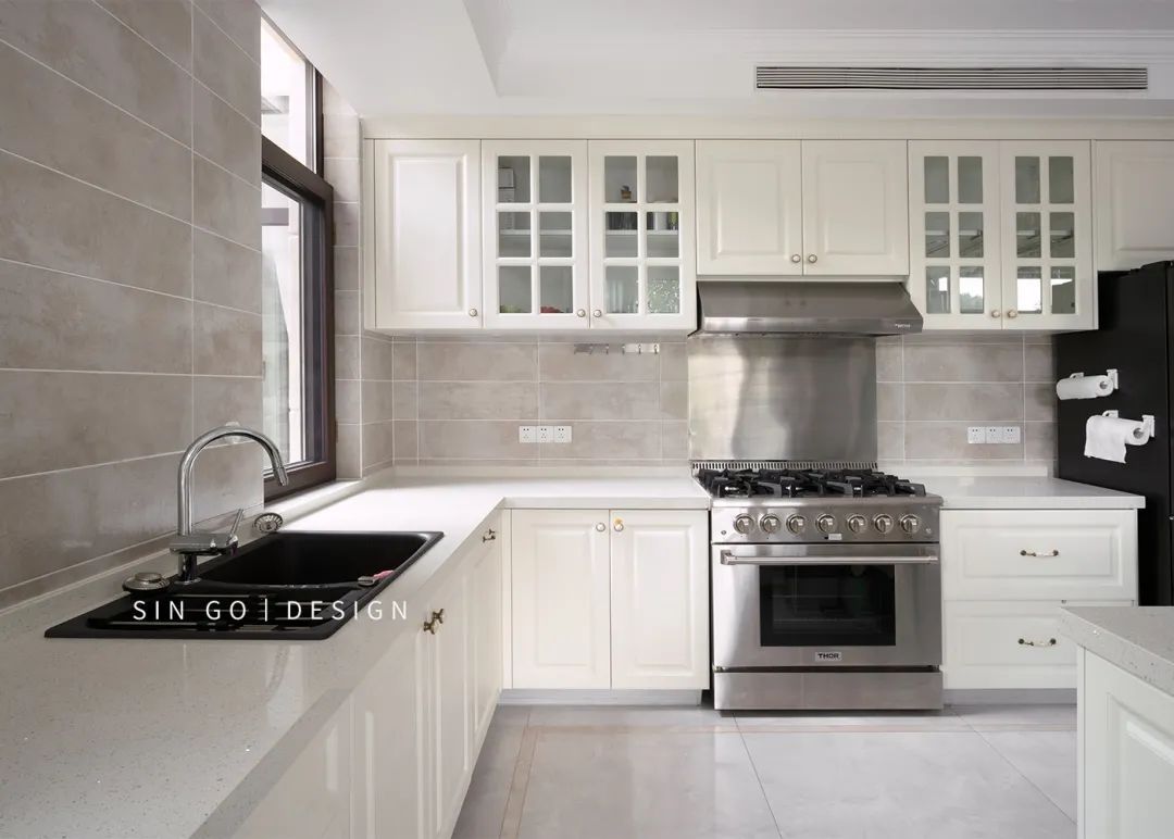 上海 600㎡美式别墅，餐厨空间打造人间烟火气息-18