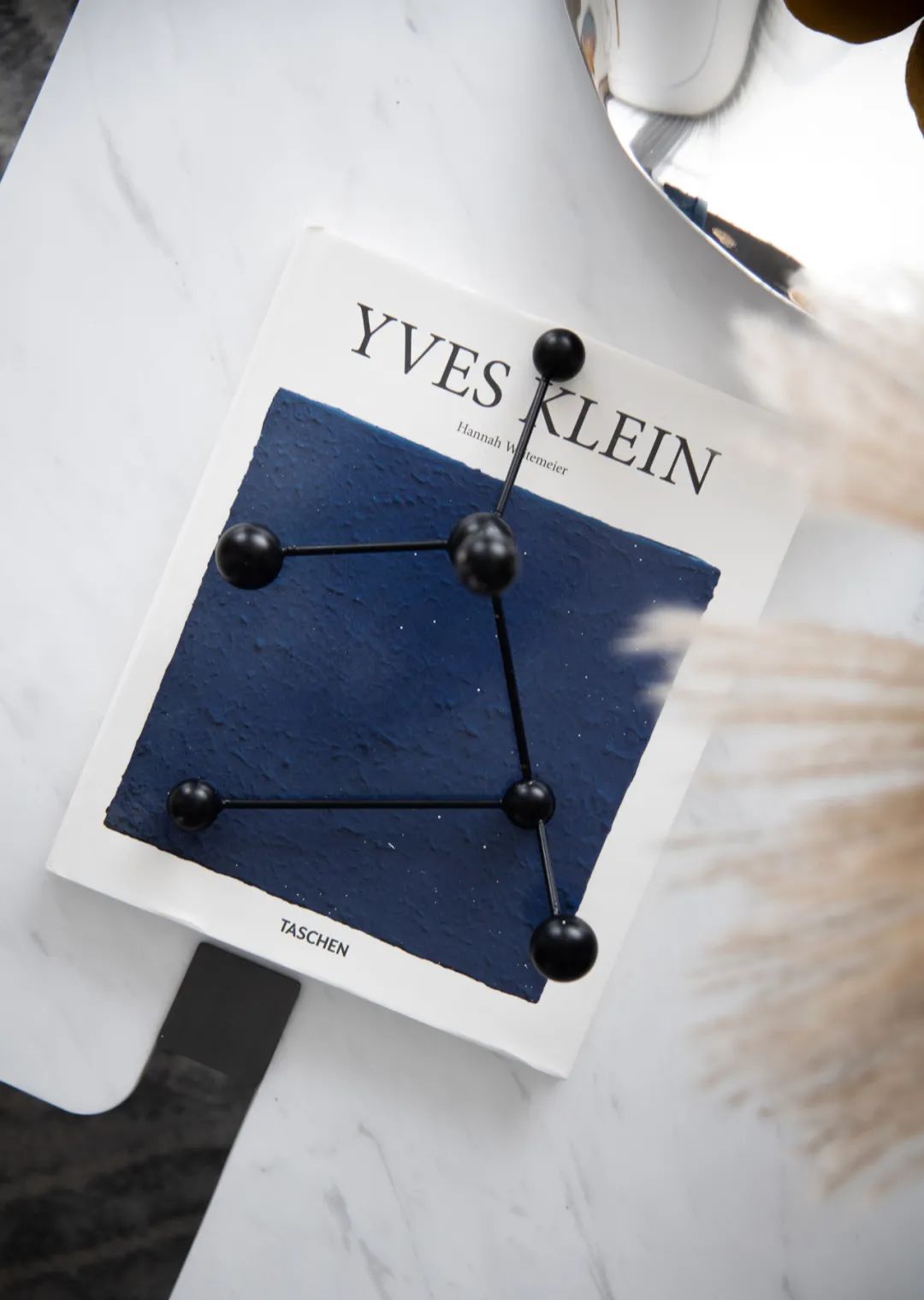 经典蓝的永恒魅力,打造现代生活空间-18