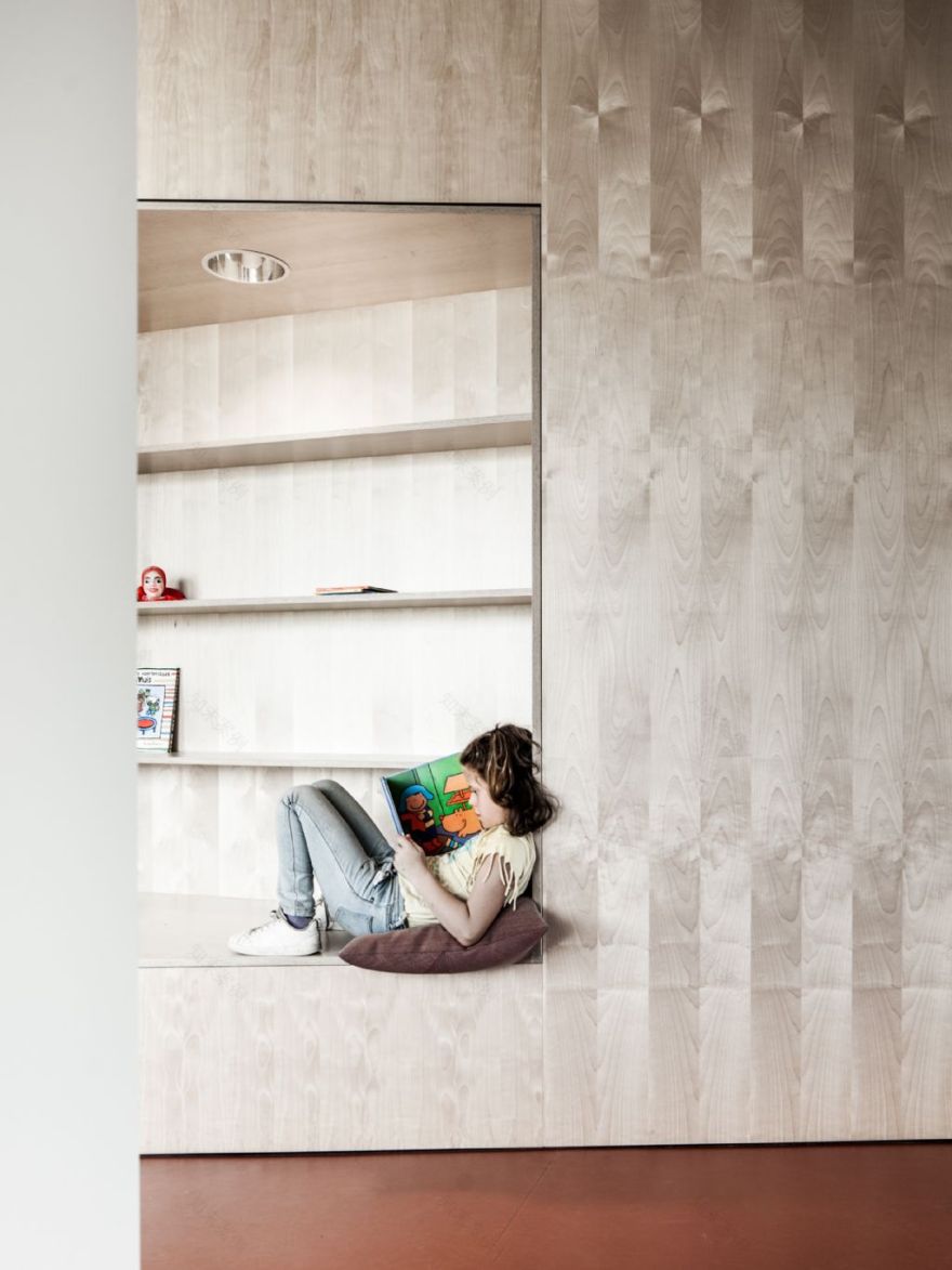 旧公立学校改造为新校外儿童活动空间丨比利时丨B ILD-9