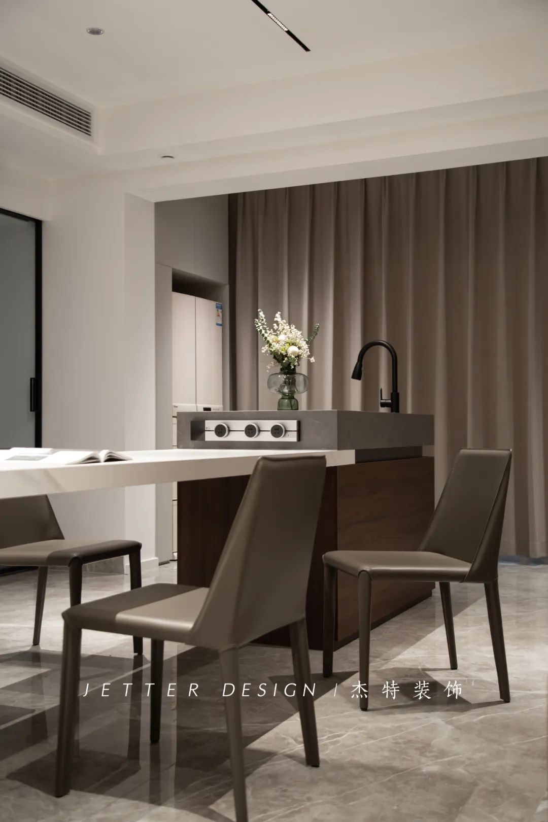 碧桂园·漓江公馆现代简约复式设计丨杰特装饰-13