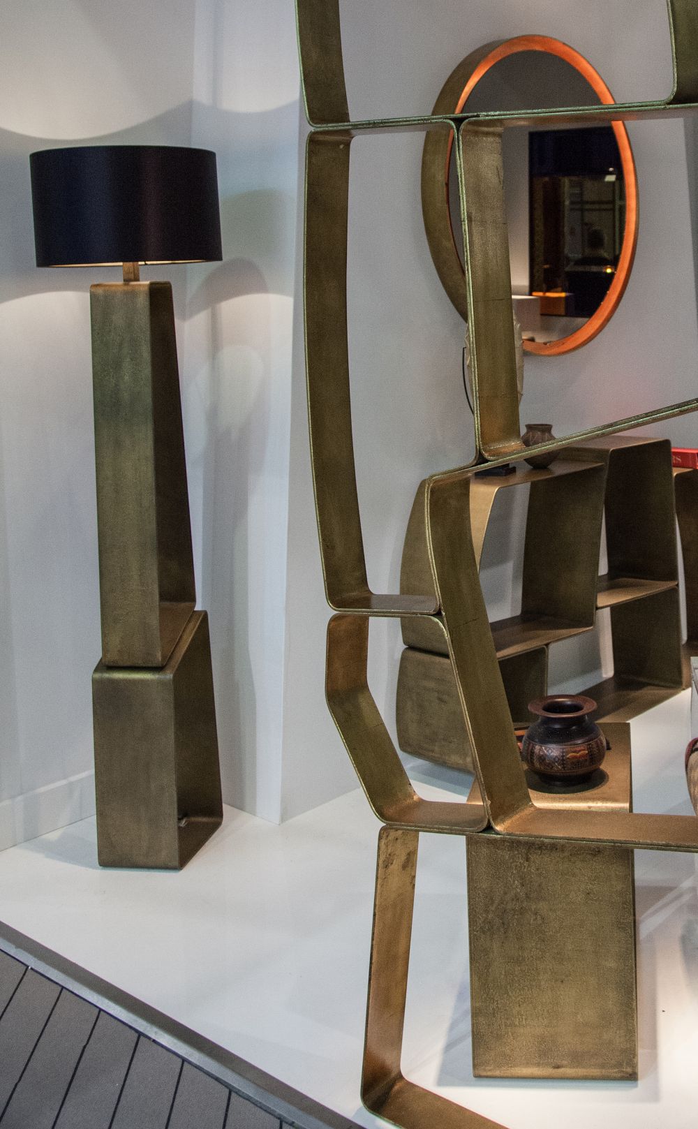 Modern Floor Lamps That Turn Artificial Lighting Into A Form Of Art-7