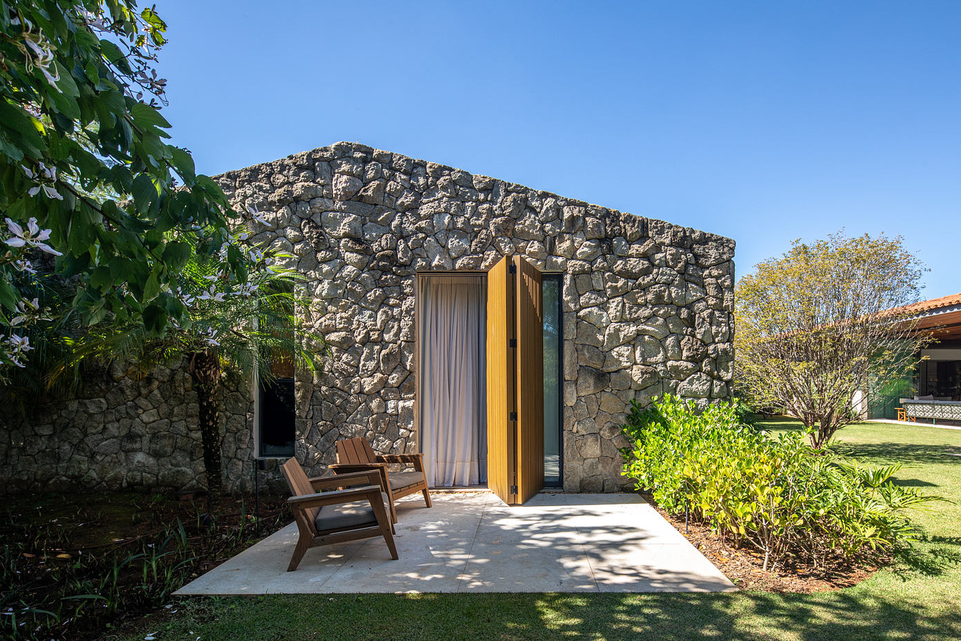 拉里萨5号公寓丨巴西圣保罗丨Gilda Meirelles-11