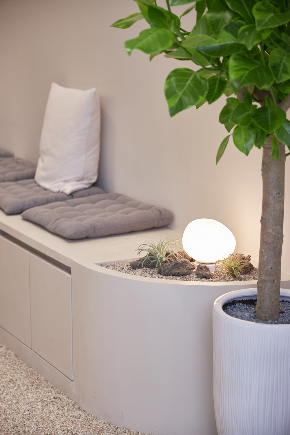 12 坪现代简约白调室内设计案例-18