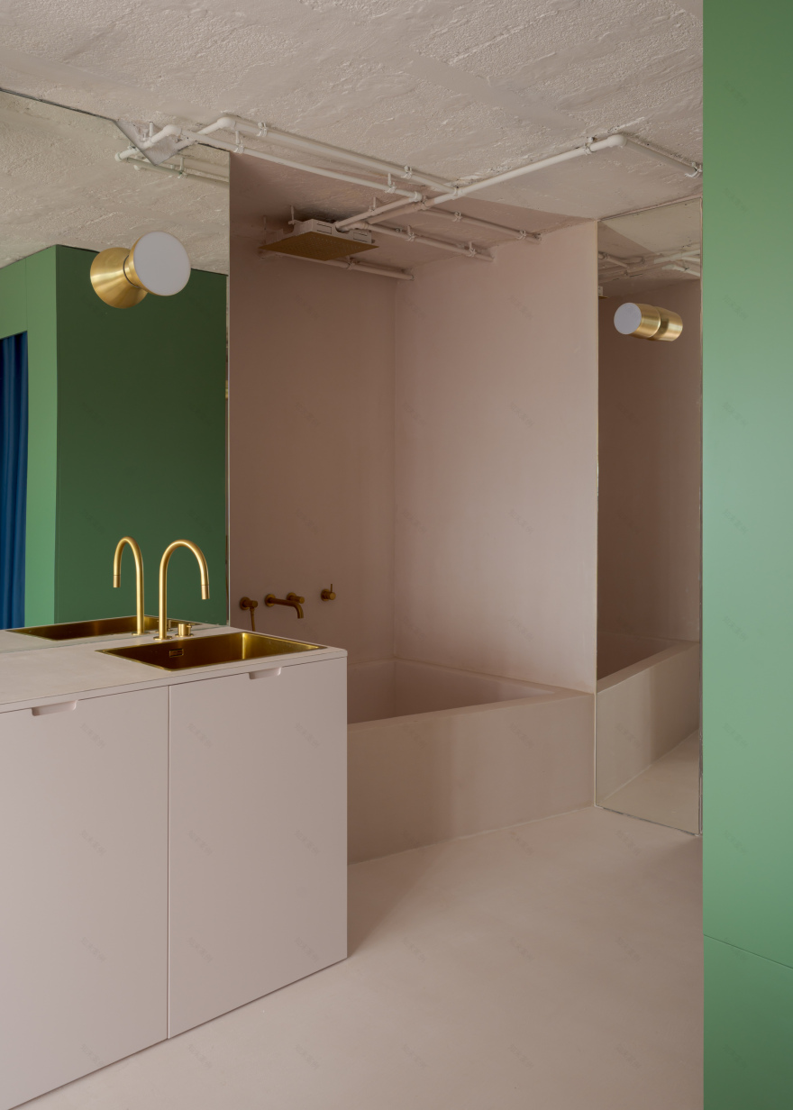 C座房屋;C号楼;C号住宅(具体需结合语境确定最准确表述,这里以常见释义提供三种可能性之一)
更准确的翻译可以是C座房屋 丨西班牙拉斯帕尔马斯丨XStudio-21