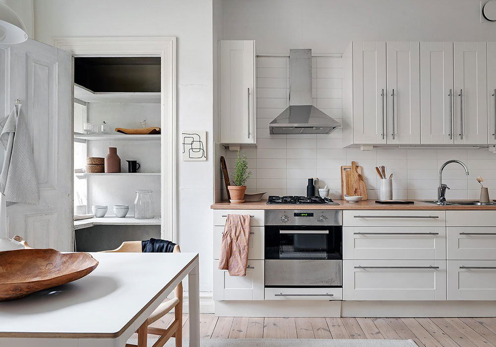 哥德堡 47㎡小公寓 | 绿色墙壁搭配高天花板，视觉冲击力十足-13