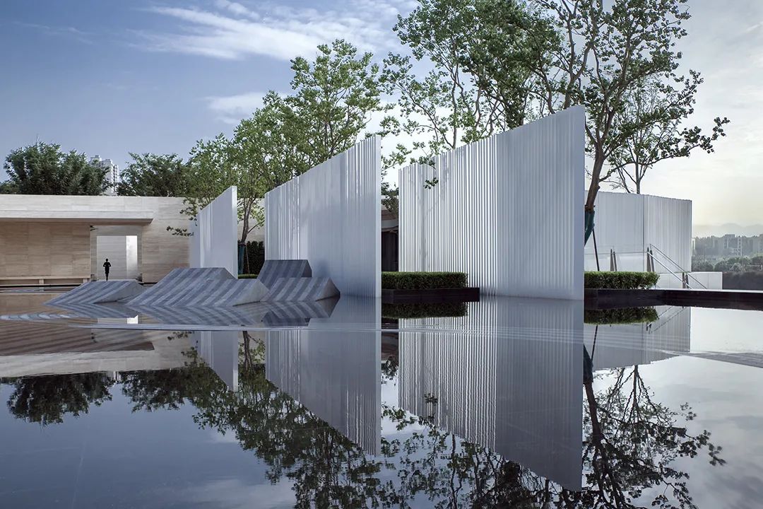 重庆壹方艺术馆 | 解构自然,重塑山城艺术地标-55
