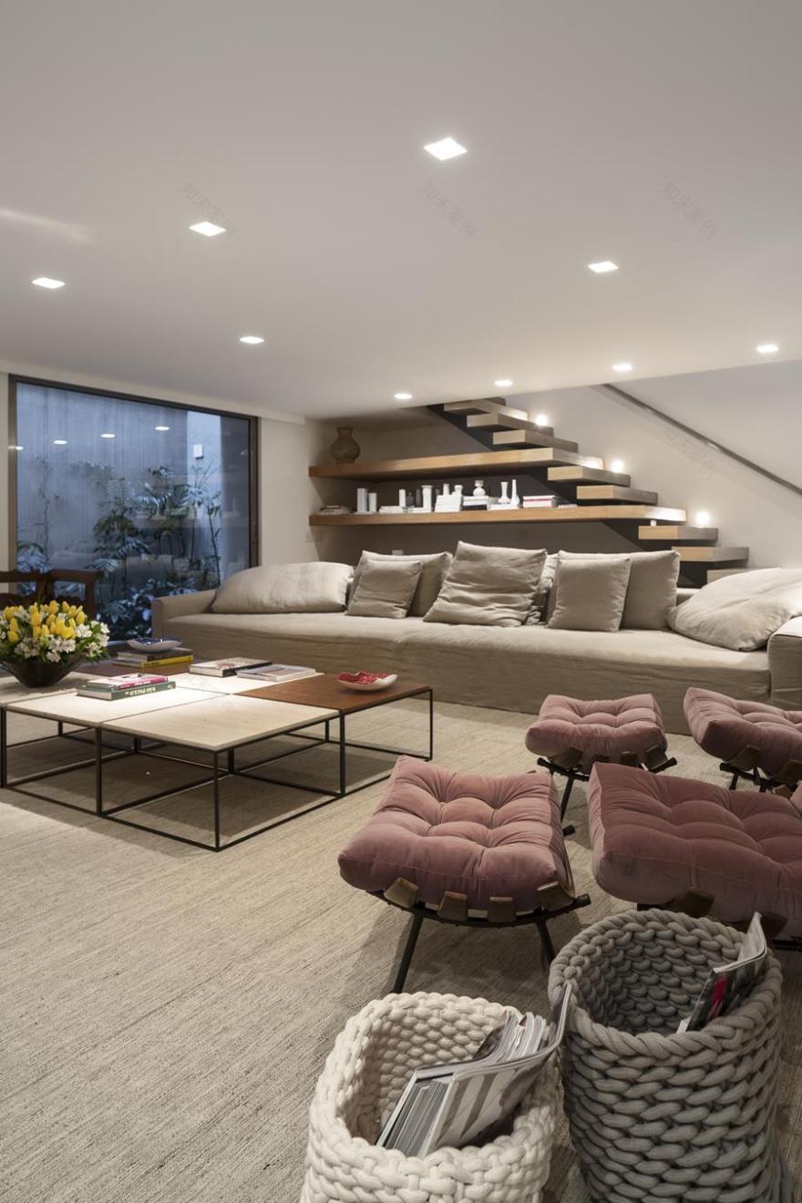 巴西 São Paulo 城市别墅改造,舒适与隐私并重-8