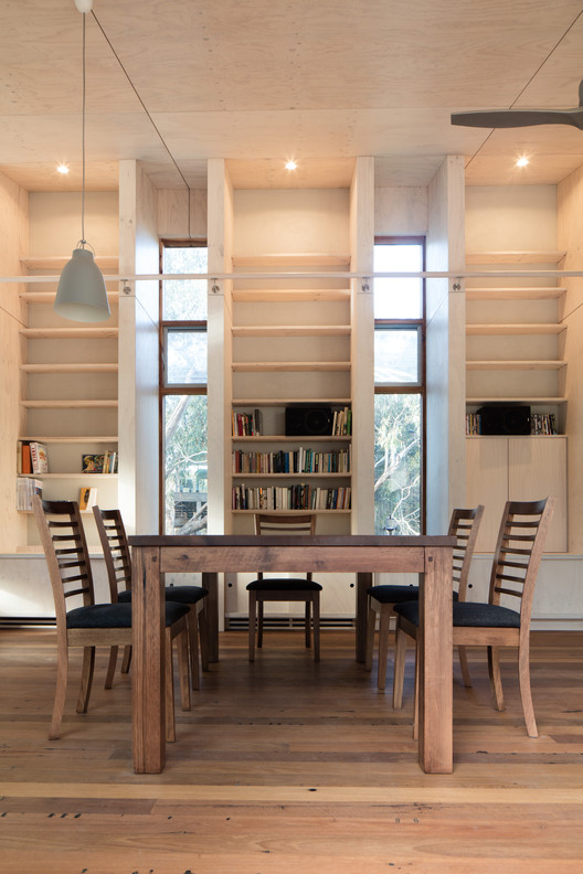 丛林中的庇护所·Aireys Ramp House-5