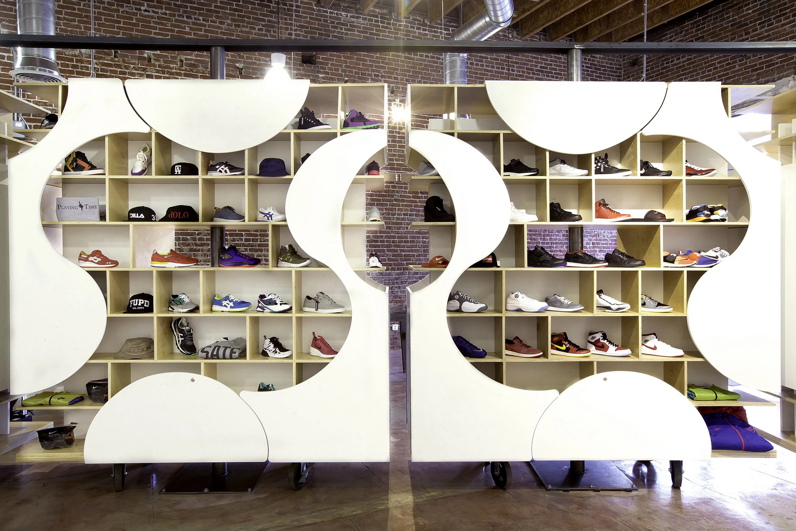 Authenti· 潮鞋店-6