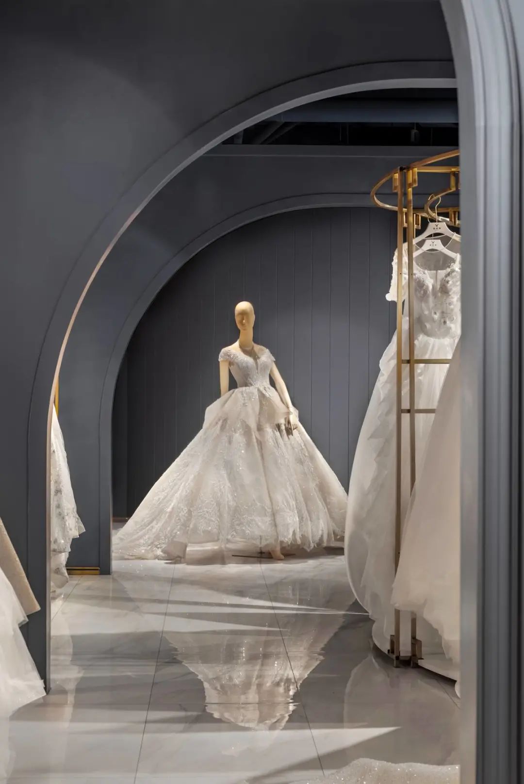 越秀弗思特婚纱店-18