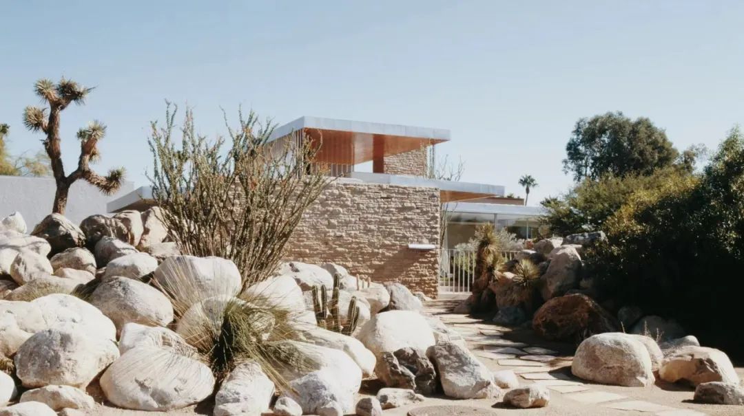 棕榈泉住宅丨美国丨多位建筑师-6