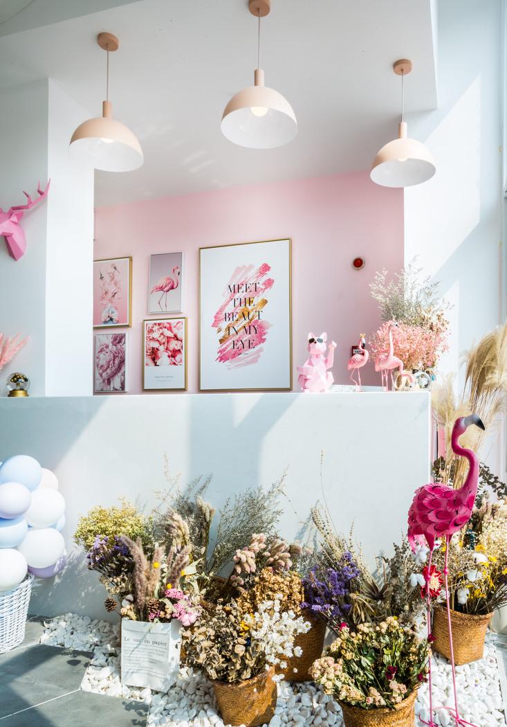 梦幻轻奢的 Nefertiti 空间,打造少女情怀的体验-0