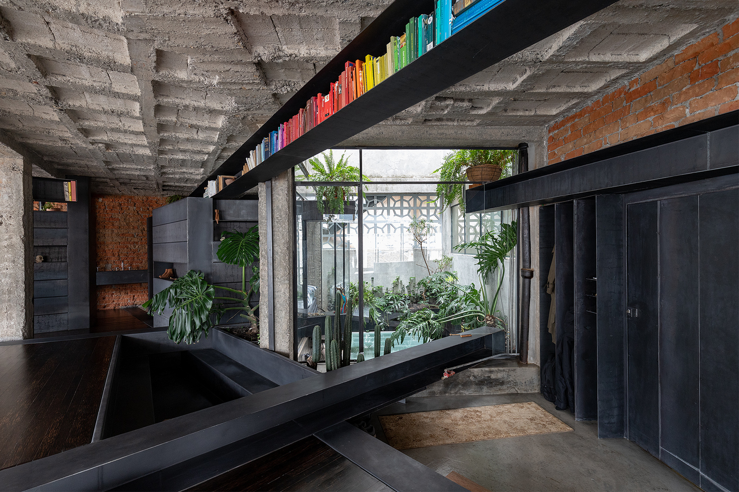 “树”的森林 | 历史中心公寓的重生-7