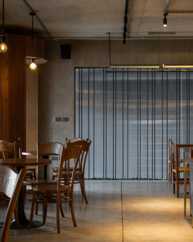 Bonjour Cafe设计丨越南河内丨Comma Studio