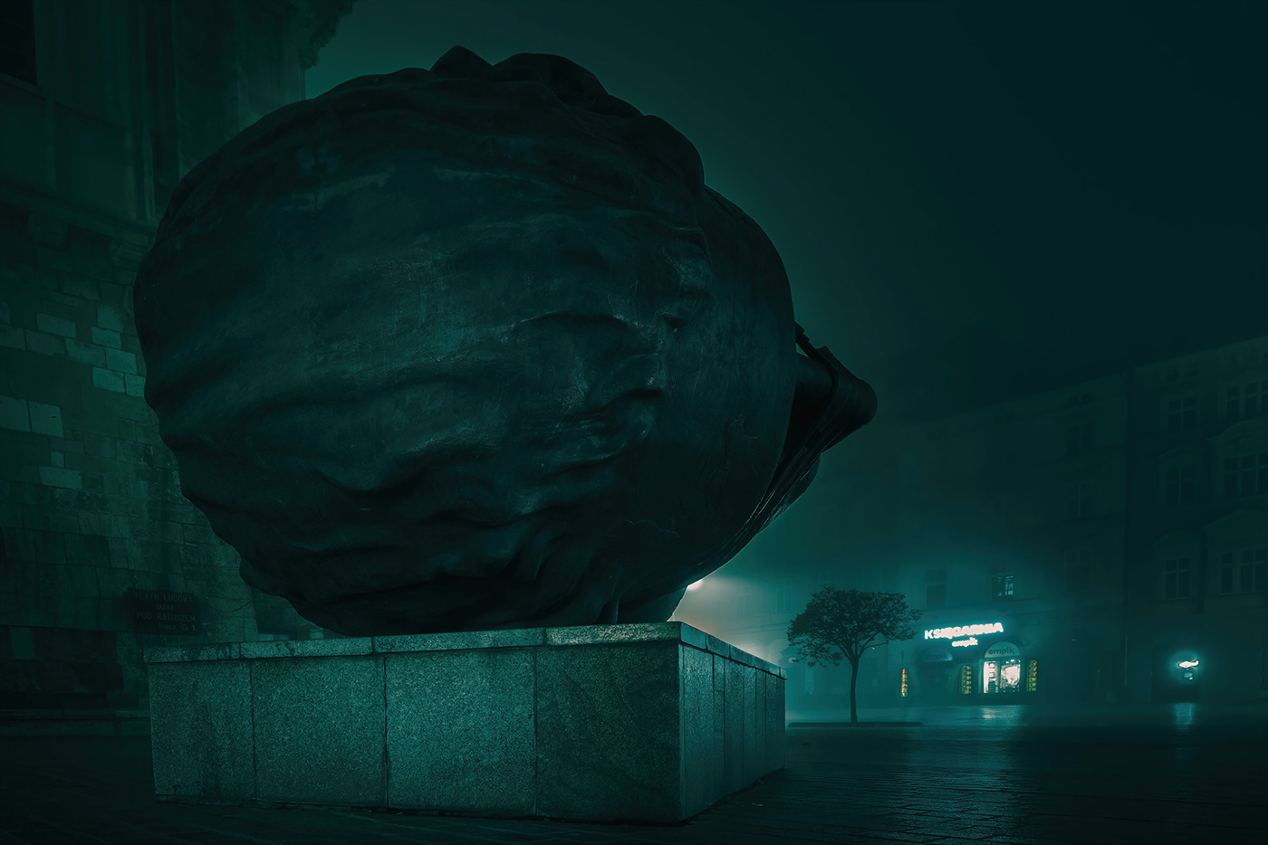 Krakow in the fog II-2