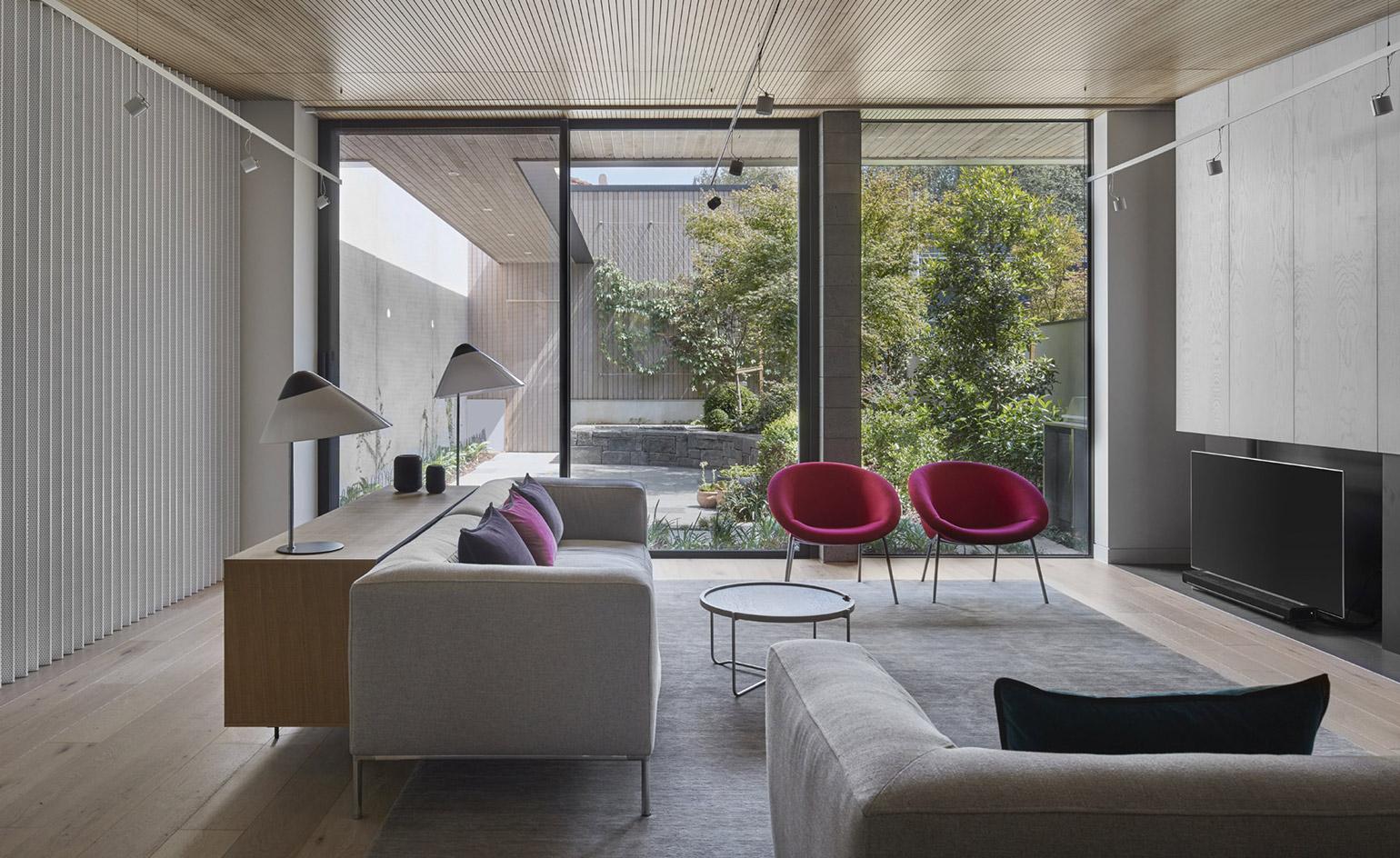 墨尔本遗产街区的现代“鹰巢”-23