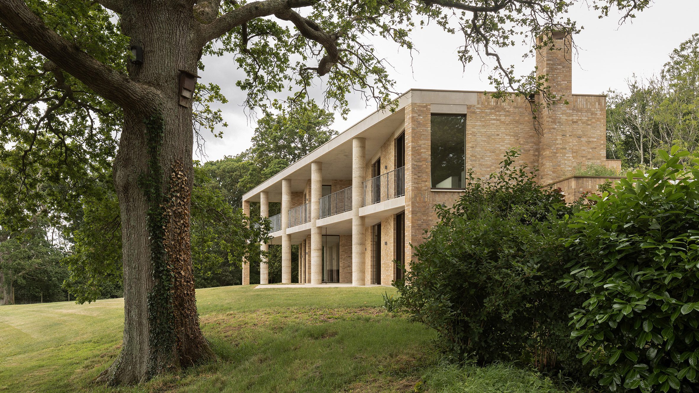 This week a modernist home was demolished by actor Chris Pratt-21