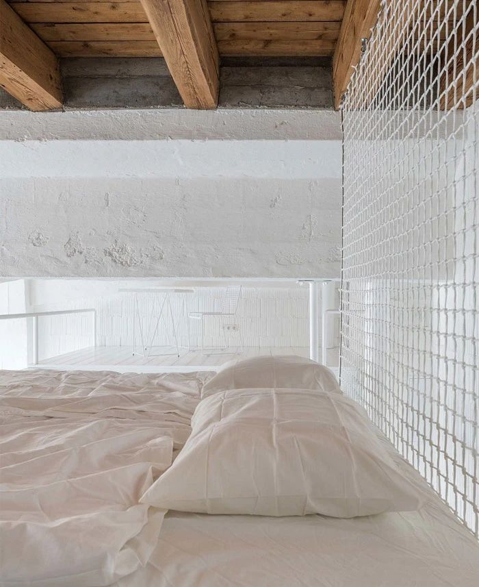 仓库改建住宅丨斯洛伐克丨What Architects-31