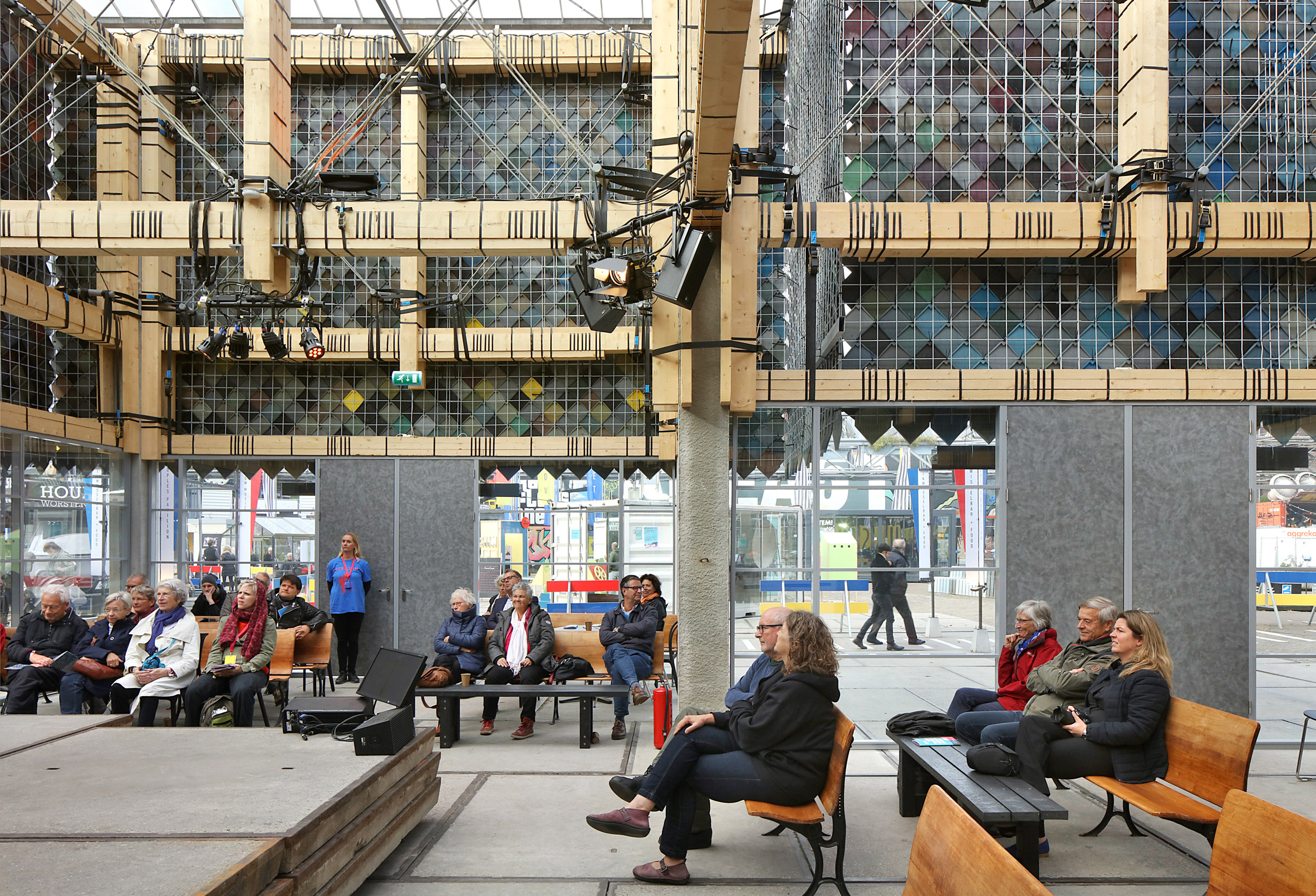 People's Pavilion "has almost no ecological footprint" say designers-21