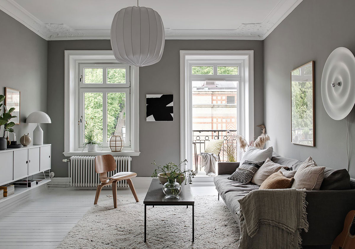 哥德堡优雅灰白公寓,复古门设计瞩目-1