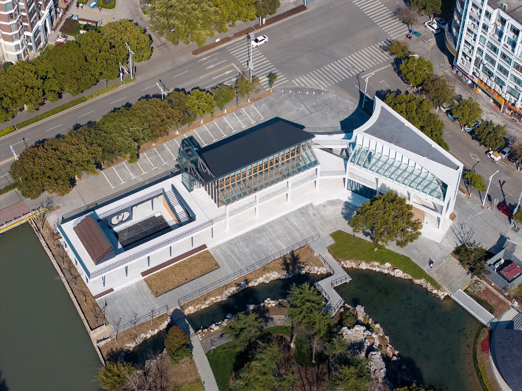 垂虹小筑:苏州吴江婚礼堂丨中国苏州丨南沙原创建筑设计工作室等多家单位-65