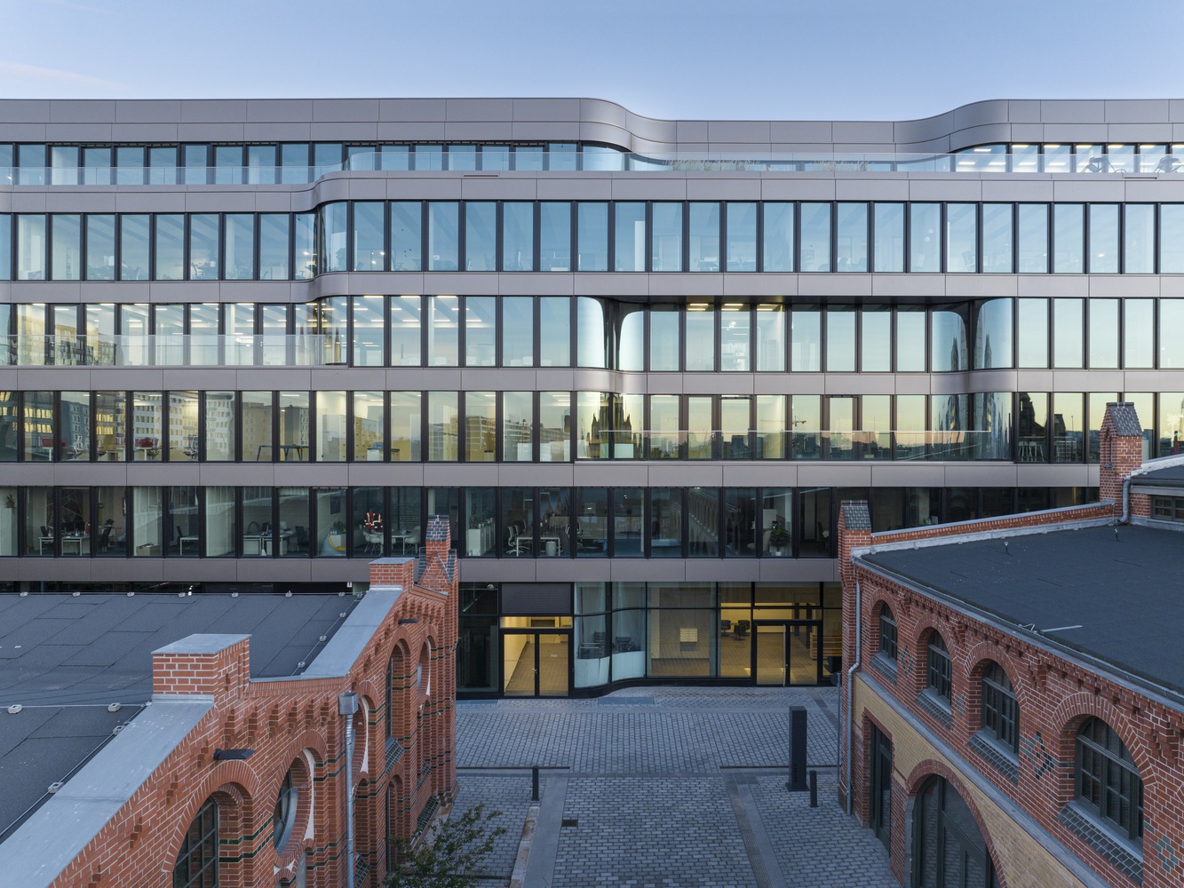 德国 DSTRCT.Berlin“Old Slaughterhouses”办公建筑设计-14