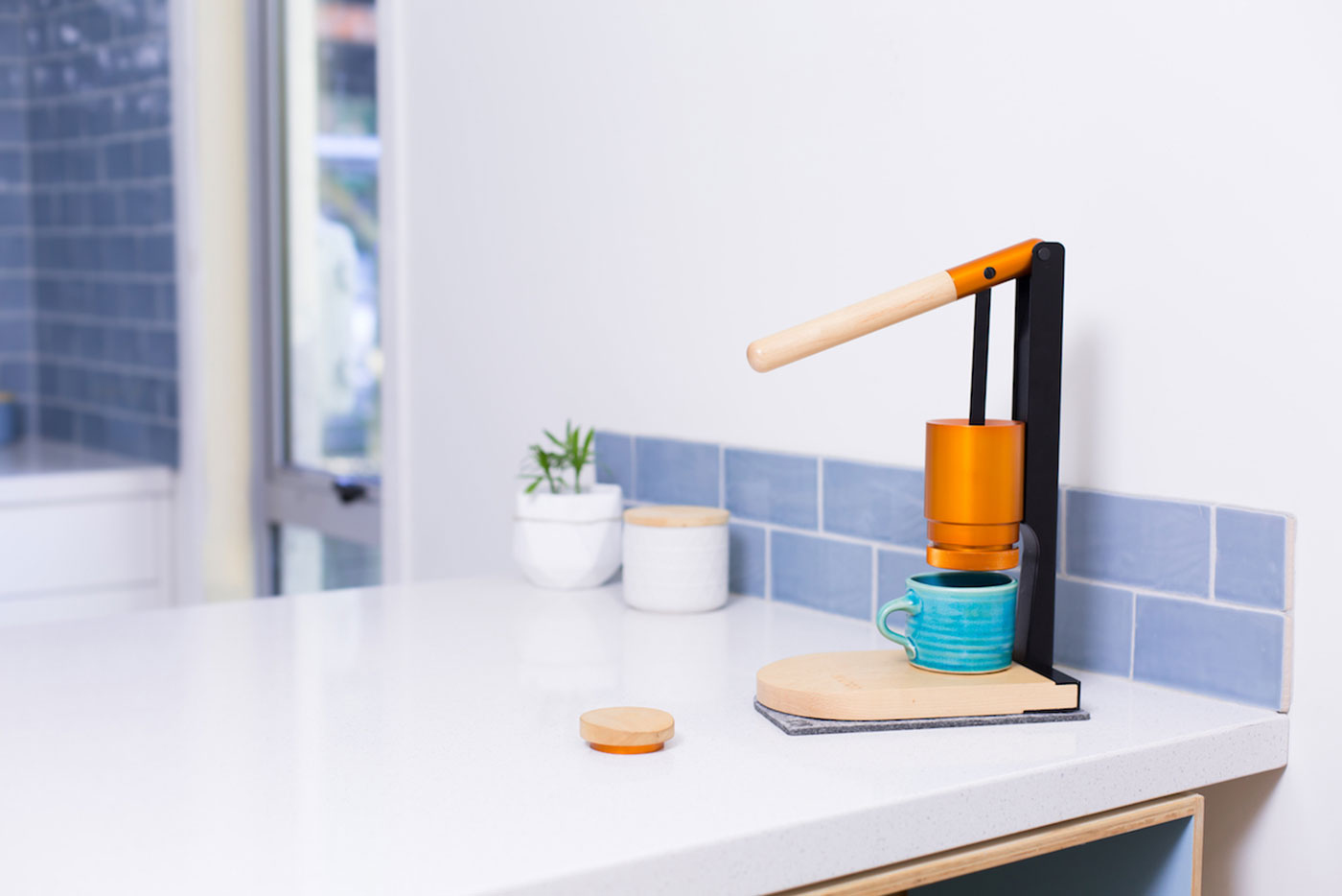 Espresso Machine Design At Its Finest - Newton Espresso-0