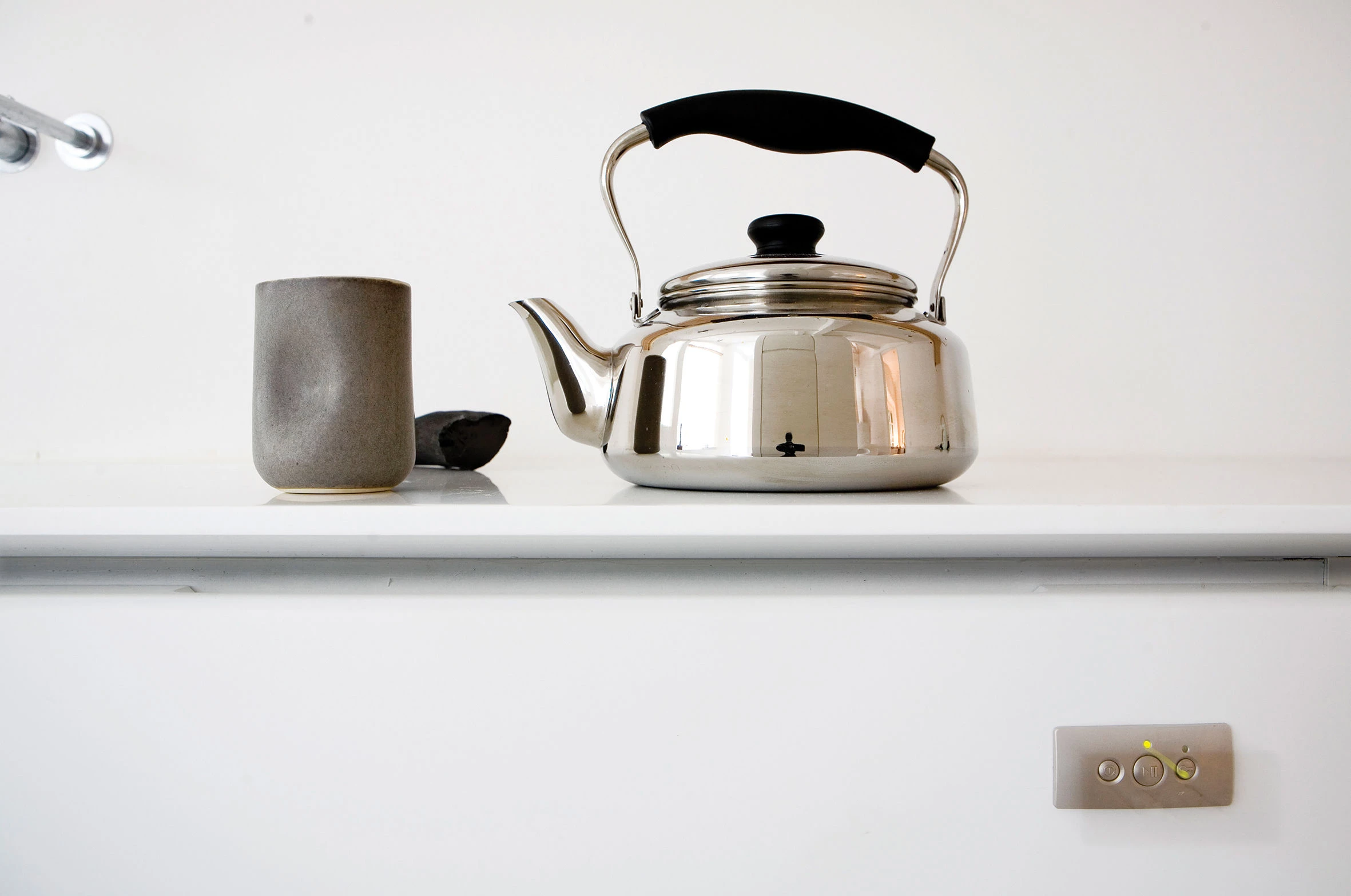 拆墙留柱,百年老宅变宽敞现代住宅-23