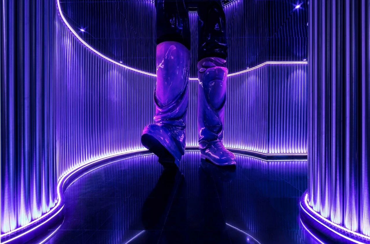 这家燃爆全城的沉浸式夜店-11