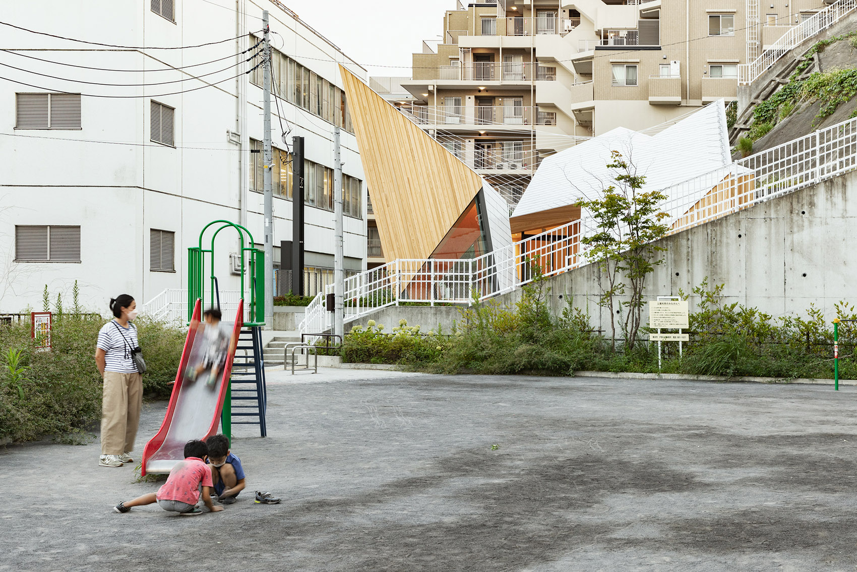 MURASAKI PENGUIN 公共设施丨隈研吾建筑都市设计事务所-5