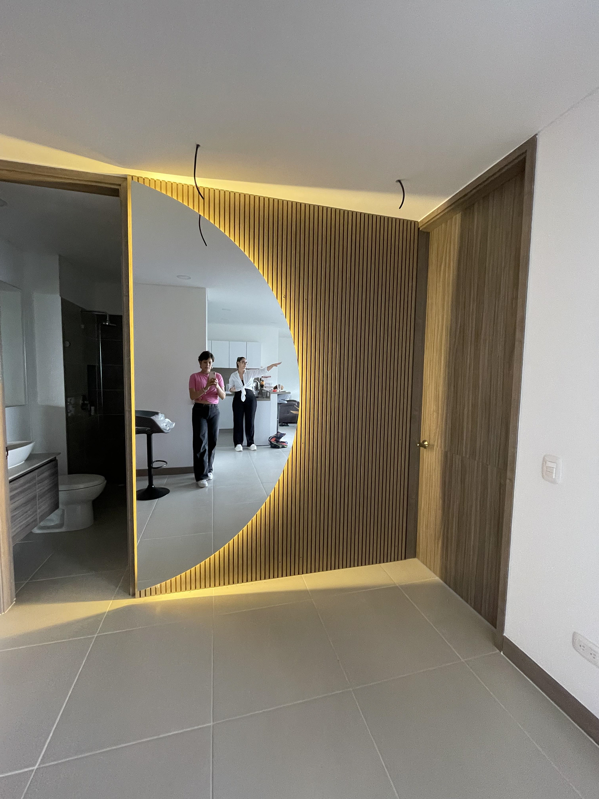 Carmina - Mirror Design-17