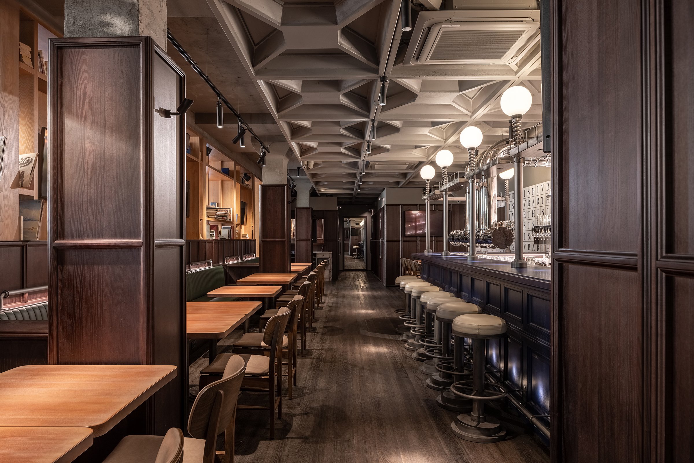 PYVBAR PECHERSK 餐厅设计丨乌克兰基辅丨balbek bureau-11