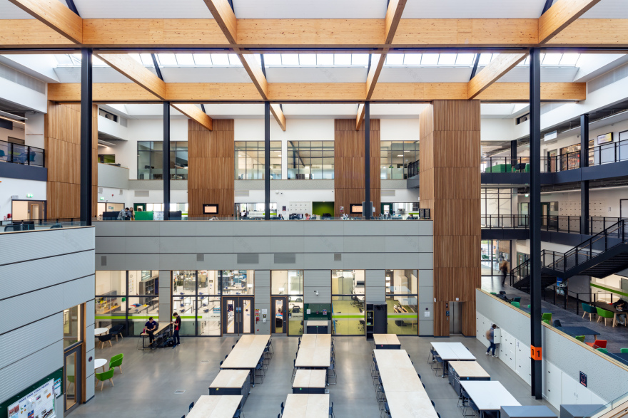 英国布里斯托大学工程学院丨AHR-35