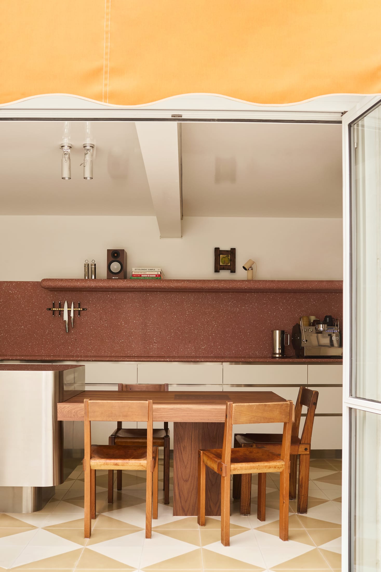 A Victorian Terrace Recalibrated for a Slower Way of Living by Manifold.-3